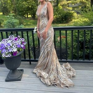 Jovani prom dress 22314 gold and silver sequin size 00